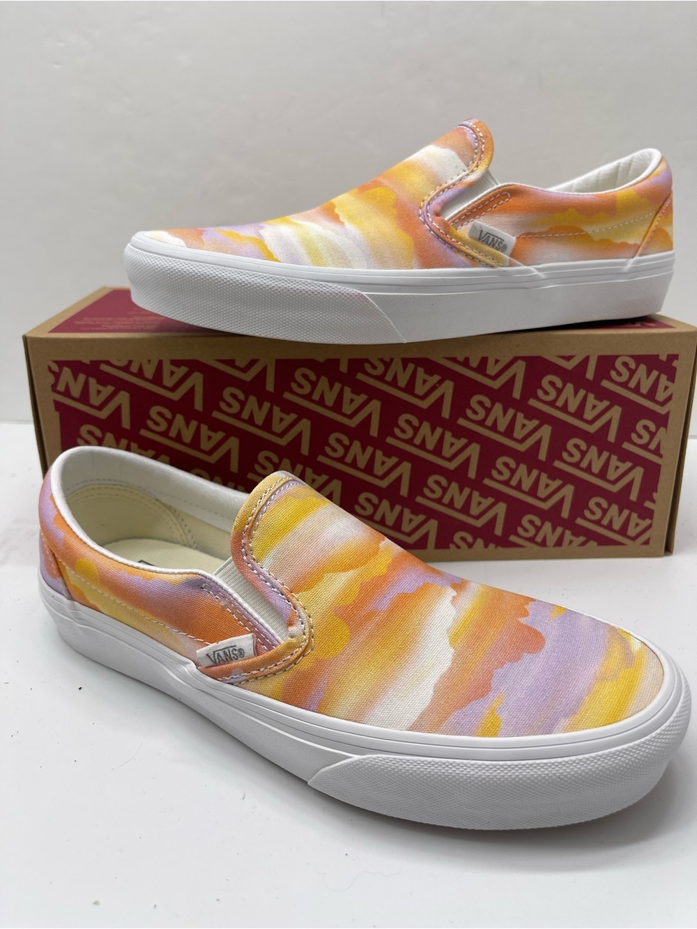 Vans WMNS Classic Slip-On Festival Dream Multi
Sneakers Lavender Watercolor - Picture 15 of 16